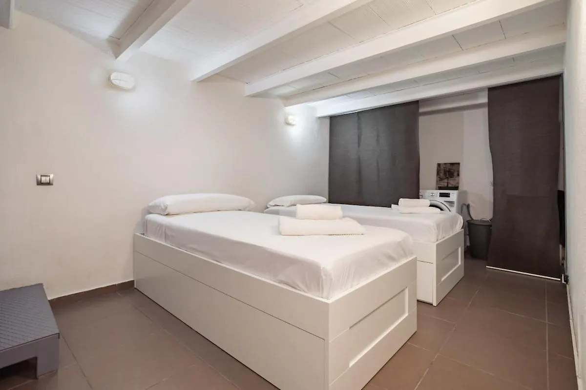 Holiday home Modern And Bright 4Bd Triplex In Paralel! Barcelona Spain